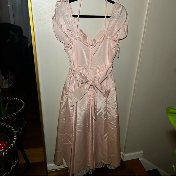 Gunne Sax Blush Satin Dress - Picture 2 of 8